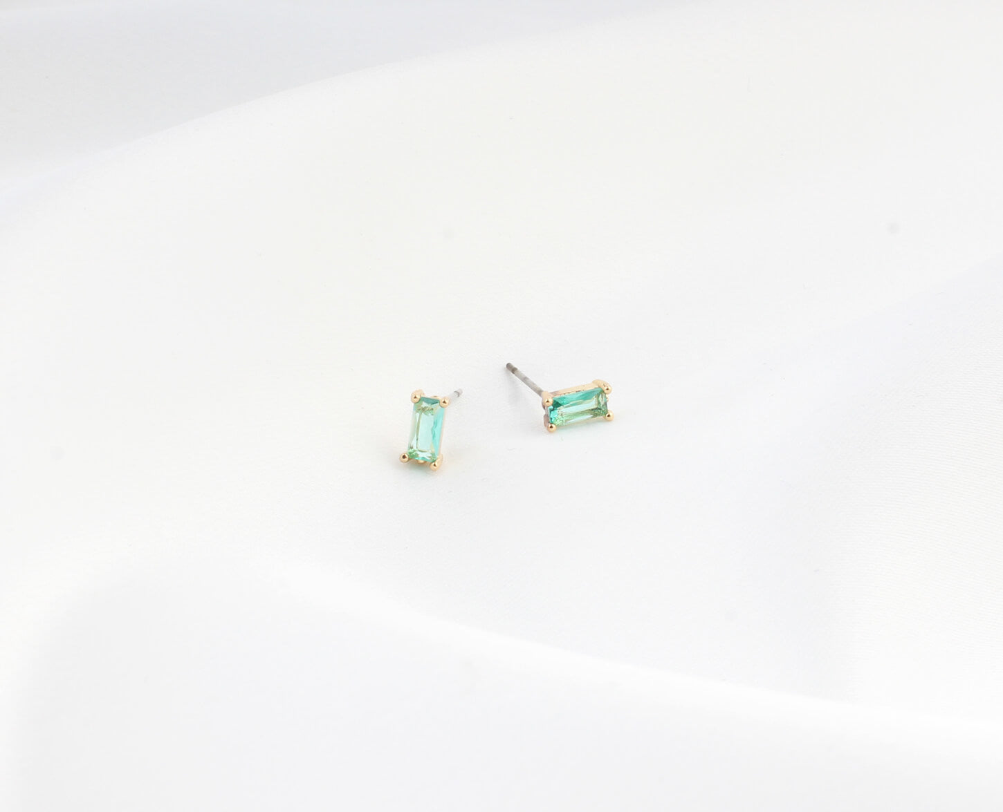 Diamond - Studs - Oorbellen - Plated